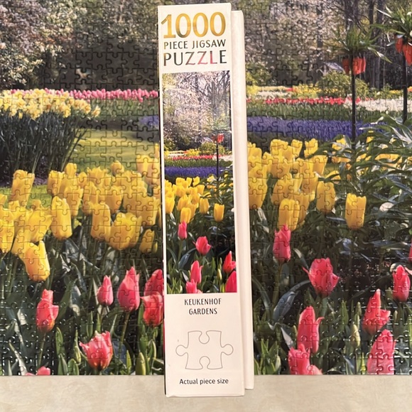EUC Keukenhof Gardens 1000 Piece Mindbogglers Puzzle - Picture 6 of 7